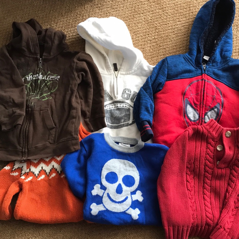3T boys sweatshirt and sweater bundle